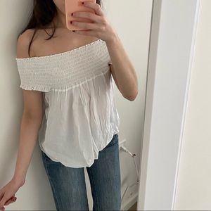 Brandy melville off the shoulder flowy top brand new and style no longer sold